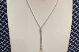 Freshwater pearls necklace
